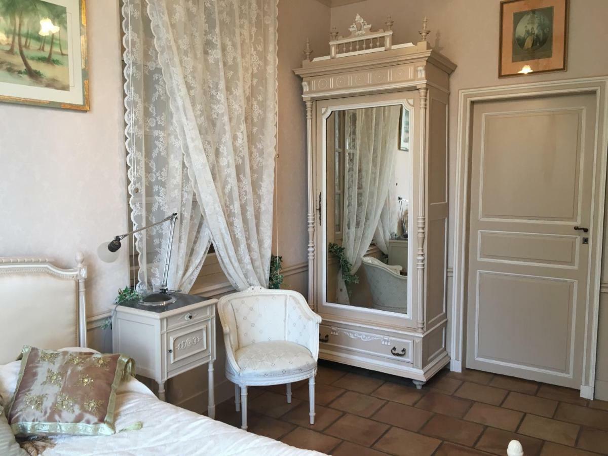 Domaine Du Faget Bed & Breakfast มงโตบ็อง ภายนอก รูปภาพ